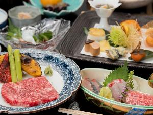 *【お夕食一例】初秋のお夕食一例・メインのお料理は旬の海鮮となる月もございます。詳しくはHPのお献立を確認お願いします。
