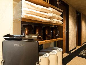 ◆無料貸出備品◆<BR>各フロアに毛布 低反発枕 加湿器 空気清浄機 ズボンプレッサーをご用意!