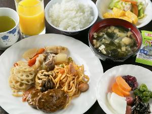 ★【無料朝食一例】シンプルなメニュー内容ながらお袋の味を思い出す日替わりのご朝食♪