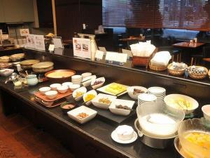 十勝の食材を豊富に使用し栄養バランスを考慮したバラエティあふれる朝食をお楽しみください。
