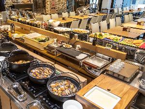 朝食ビュッフェ