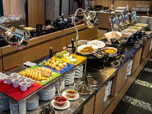 朝食ビュッフェ