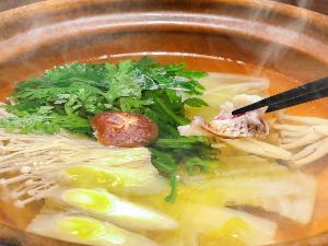 *【鯛しゃぶ】たっぷりのお野菜と一緒にヘルシーな鯛しゃぶをお楽しみください。
