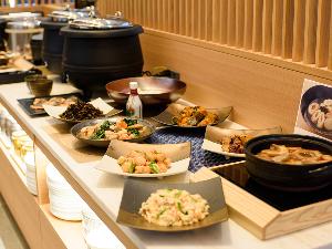 朝食ビュッフェ