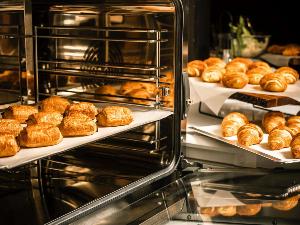 【ホテルオーブンで焼きたてパン】