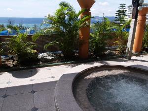 かりゆしビーチリゾート・オーシャンスパ内にある「森の湯」