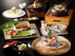 【特別客室】2020年春のご夕食イメージ（お部屋にご用意いたします。）