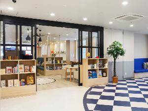 ×【ライブラリーカフェ】営業時間：14時〜24時◆無料でご利用いただけます。