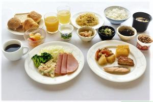 朝食