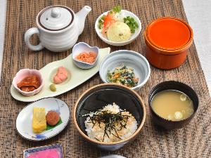 ◆朝食／お茶漬け：一度食べるとクセになる?!大人気♪朝が苦手な人も…サラッと食べられます(^▽^)/