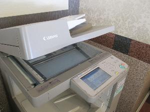 【有料】◆ＦＡＸ＆コピー機／ビジネスに大活躍ε=┗(｀・∀・’)┛=3 ※有料です。。。