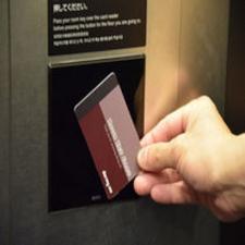 エレベーター利用時にはカードキーをかざして下さい！