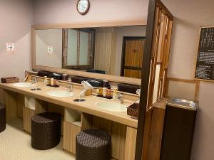 女子大浴場脱衣場