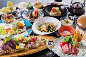 ～五感が潤う。夏の口福、美食旅～多富な涼味会席＜黒毛和牛ケンピすき焼き・焼きおにぎり出汁茶漬け付＞