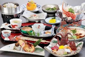 伊勢海老を食す料理イメージ