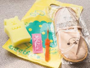 お子様用アメニティ（歯ブラシ・スリッパ・ボディスポンジ）をフロントにてご用意