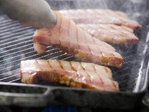 朝食メニュー人気ナンバーワン！イベリコ豚のベーコン