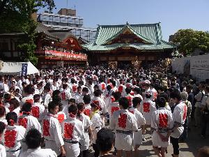 神田祭 　写真提供：(公財)東京観光財団