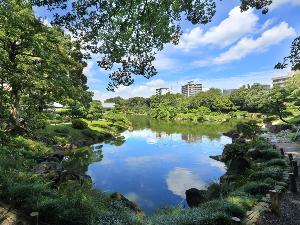 清澄庭園　写真提供：(公財)東京観光財団