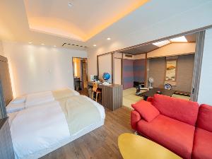 【特別室LOHASpa Aタイプ】落ち着いた色合いの空間の中、おくつろぎ下さい