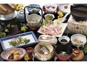 季節の会席料理一例。