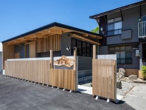 山の居酒屋『青荷庵』外観