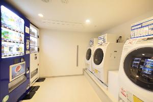 自動販売機、コインランドリー有（地下G1フロア）