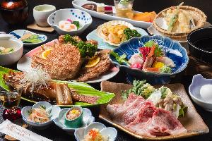 ＜贅沢会席＞道産毛ガニ＆メンメの煮付け＆黒毛和牛すきやき等、豪華13品★