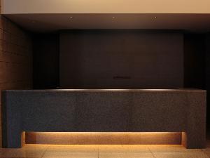 【1Fフロア】コンシェルジュデスクでは函館市内のパンフレット多数ご用意しております。観光でお出かけの際は是非お立ち寄りください。