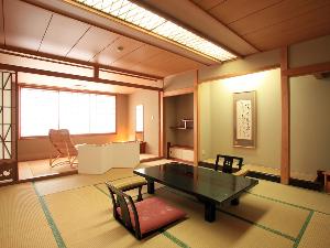 【WAMODERN一例】懐かしく、風情あるワモダンフロアの和室。