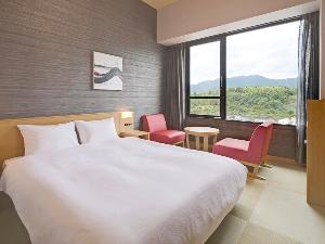 ＜客室＞ダブル◇禁煙【山側】（19.5～21.1平米・ベッド幅160cm）