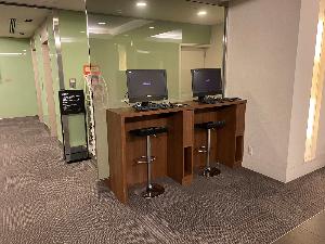 PCコーナー（ロビー2台）