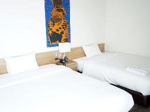 【ワイドツインルーム】ベッド幅140センチでゆったり寛げるお部屋＜全室禁煙＞