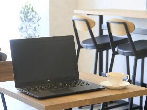 WiFi完備のラウンジスペースも