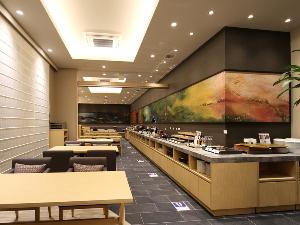 【レストラン】1階奥にございます。6時30分から10時（L.O.9時30分）までとなっております。朝食券は当日朝のご購入も可能です。