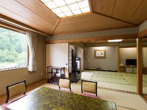 【寛ぎの間・和室二間タイプ】最上階2間客室は贅を尽くした当館一押しの客室です