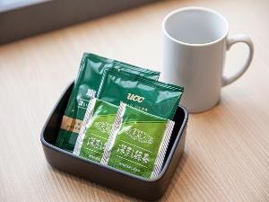 【室内お茶】室内用のお茶パックセットです。湯沸し器もございます。