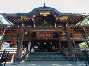 【観光】鬼子母神・ホテルより徒歩約10分。安産・子育の神様である鬼子母神をお祀りするお堂です。