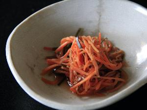 【郷土料理のイカニンジン】