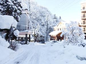 冬の熱塩温泉は雪景色もきれいです。