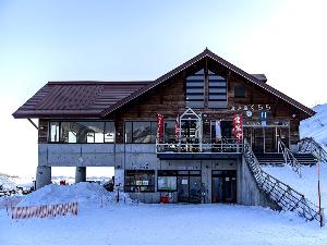ファミリーや初心者の方におすすめ！三ノ倉スキー場。