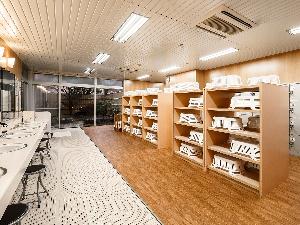 【源泉かけ流し温泉】脱衣場