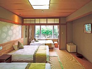 【和室トリプル】１０畳◆１２０ｃｍベッド２台・ソファベッド１台
