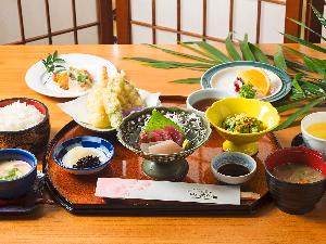【夕食】ゆったり御膳（例）