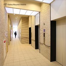 商業施設・丸亀町グリーン東館のエレベーターで8階フロントにお越し下さい。