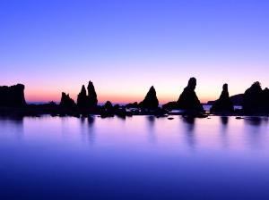 串本町　橋杭岩