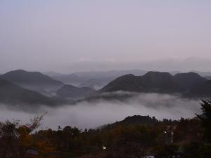 熊野古道　高原の雲海