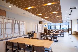 【Hatago】2Fレストラン営業時間 6：30～9：30 (最終入店 9：00) 席数85席