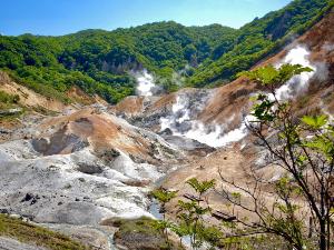 北海道遺産、登別地獄谷。昼の顔と夜の顔を、是非比べてみてください。【地獄谷】