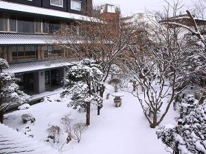 【日本庭園】＜冬＞季節によって変わるその風情を、お愉しみください。 